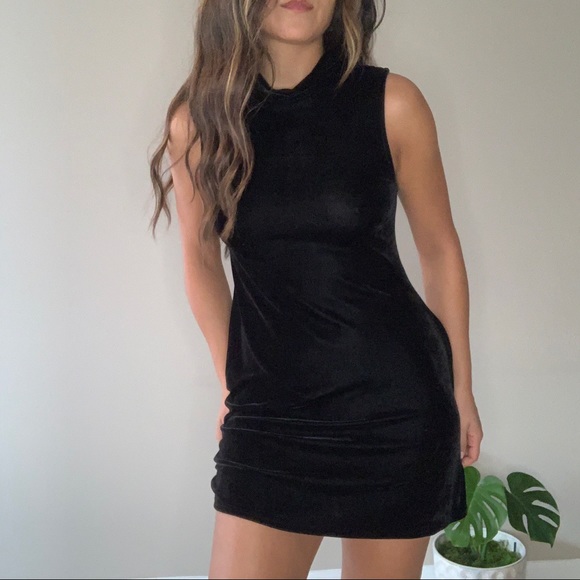 Velvet mock turtle neck dress - Picture 3 of 5